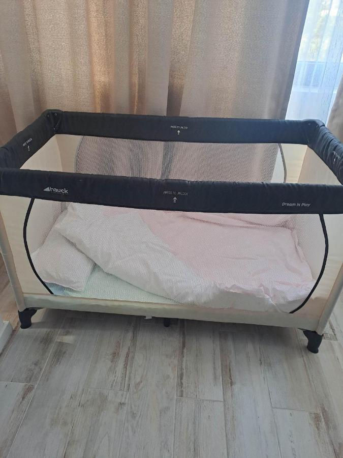 Luxurious Apartment With 3 Rooms And 2 Bathrooms In Corabia Экстерьер фото